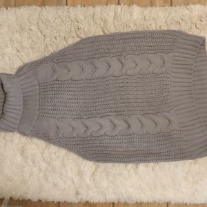 knit sleeveless sweater
